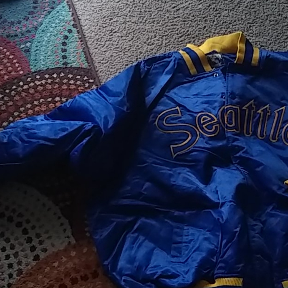 Seattle Jacket - Picture 3 of 3